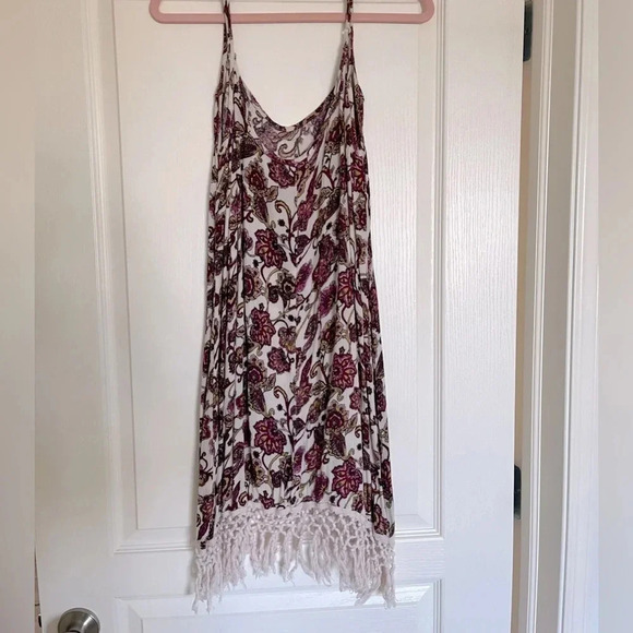 Unique Band of Gypsies floral mini shift dress with fringe and embroidery detail - Picture 2 of 6